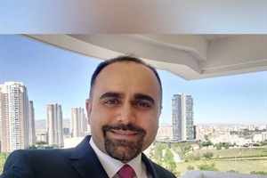 مجید عقلمند کیست؟