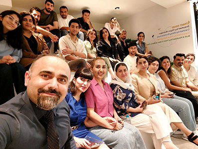 دکتر مجید عقلمند در کنار داوطلبین موفق آزمون تلک ترکیه دکتر مجید عقلمند در کنار داوطلبین موفق آزمون تلک ترکیه