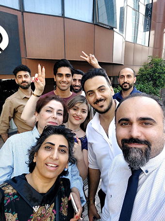 دکتر مجید عقلمند در کنار داوطلبین آزمون تلک ترکیه اسفند 1404